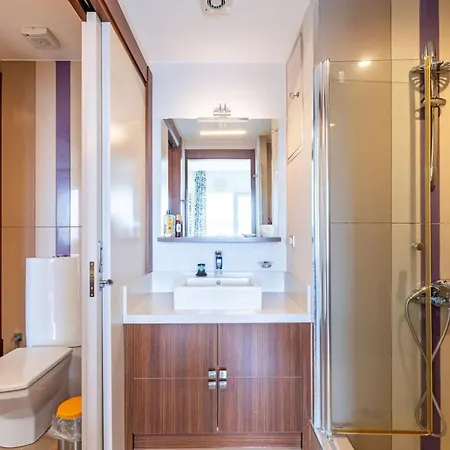 Vibrant Residance Flat With View In Umraniye Κωνσταντινούπολη