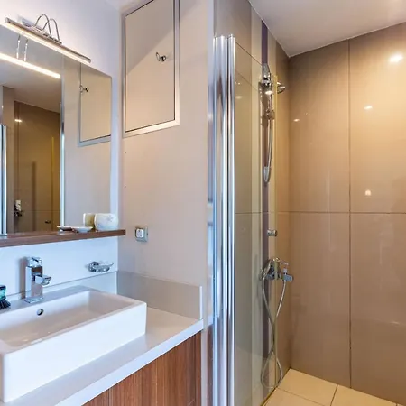 Vibrant Residance Flat With View In Umraniye *